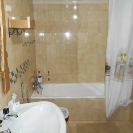 Casa Da Avo Teresinha Sabugueiro (Guarda)